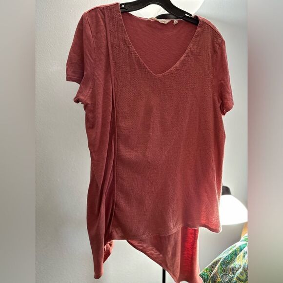 Soft Surroundings Neroli Asymmetrical Hem Tee Red Clay Size Medium - Picture 4 of 14